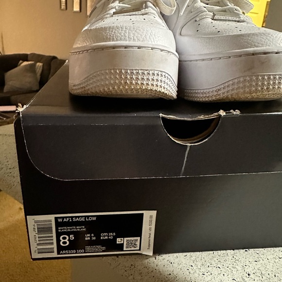 AF1 sage low - Picture 2 of 8